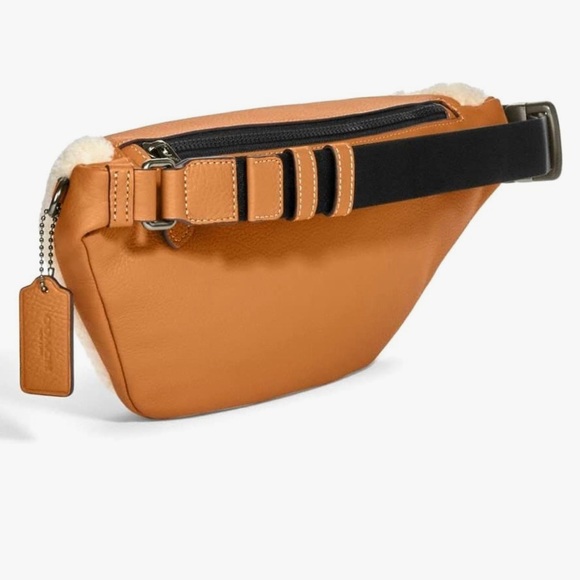 Coach - Warren Belt Bag - Picture 2 of 7